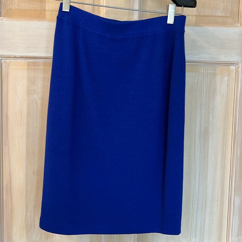 St John Collections cobalt blue skirt size 2